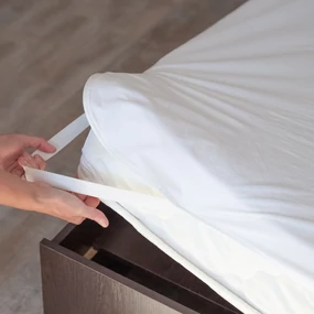 gumipantos-vízhatlan-frottir-lepedo-kisagyra-60x120cm gumipantos-vízhatlan-frottir-lepedo-kisagyra-60x120cm