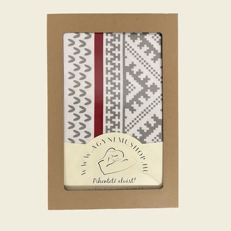 fenyofas-karacsonyi-flanel-ketszemelyes-agynemuhuzat-diszdobozban